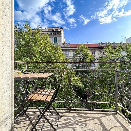 Casa Alberto Da Giussano, Elegante Bilocale In Centro Con Balcone Sul Parco Milaan Buitenkant foto