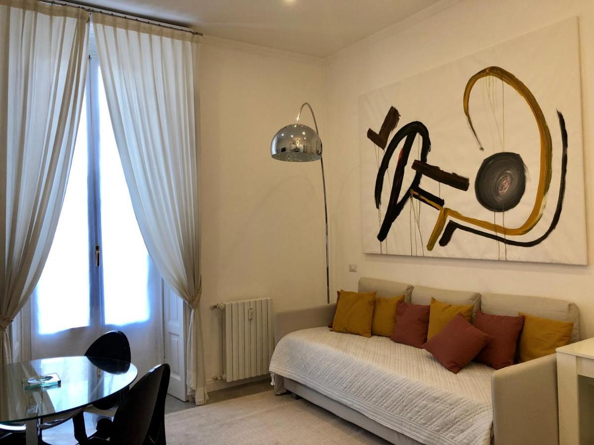 Casa Alberto Da Giussano, Elegante Bilocale In Centro Con Balcone Sul Parco Milaan Buitenkant foto