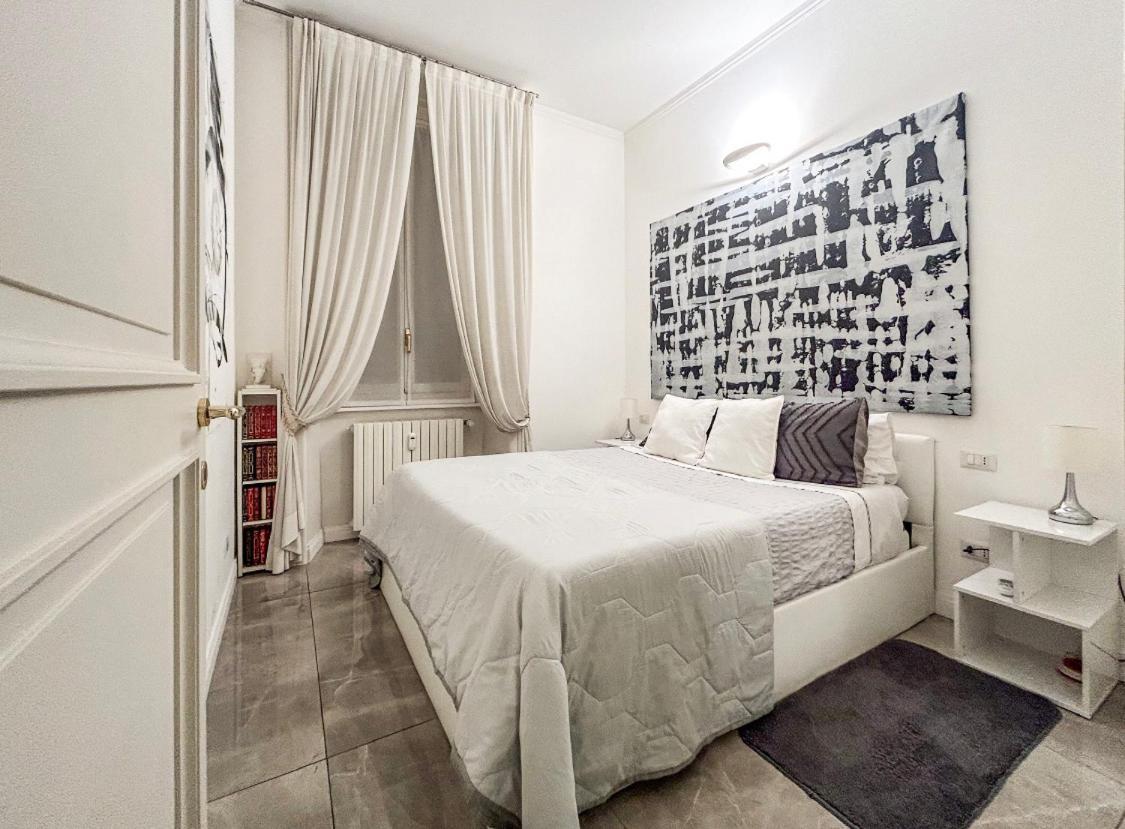 Casa Alberto Da Giussano, Elegante Bilocale In Centro Con Balcone Sul Parco Milaan Buitenkant foto